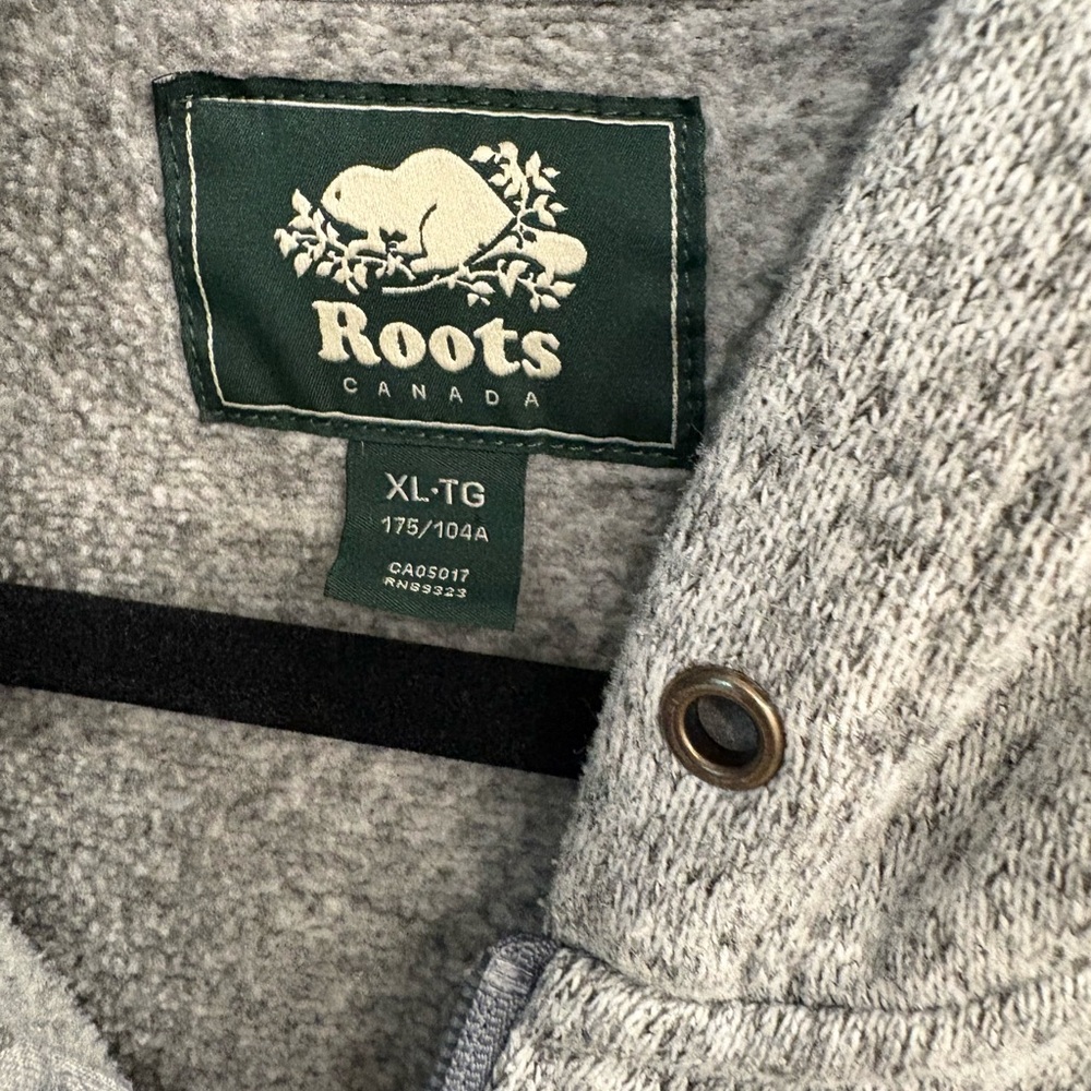 Roots Gray Women's Sweater - Picture 2 of 4